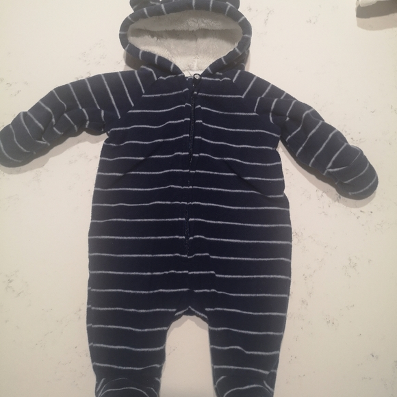 old navy infant bodysuit - Picture 2 of 5